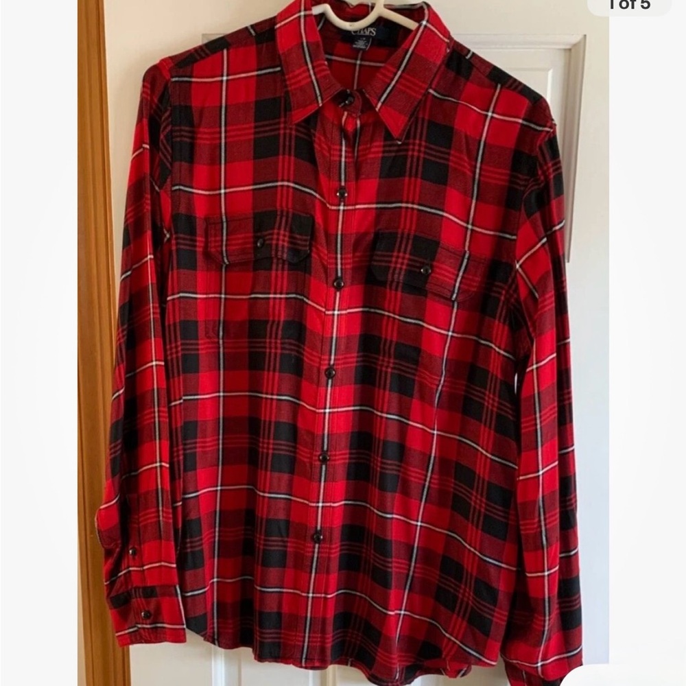 NWT Chaps Women’s Black, Red and White Long Sleeve Button Shirt Large